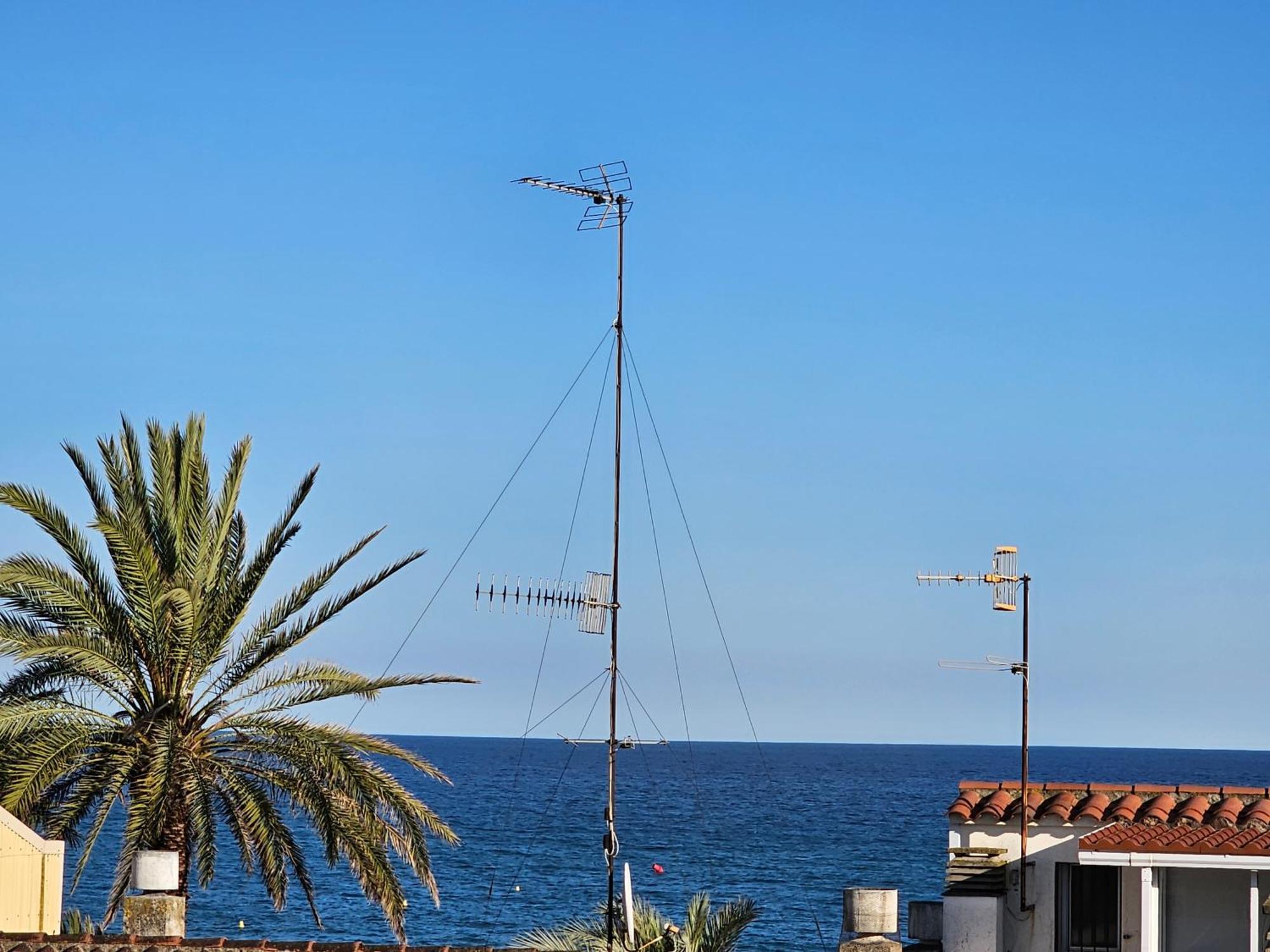 Hotel Blue Spot Malgrat de Mar Exterior photo